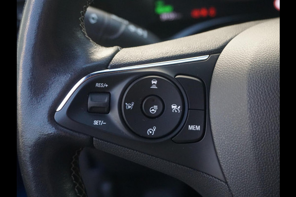 Opel Mokka-e Ultimate 50-kWh 11kw 3-fase Leder Alcantara | Soh batterij 100% Opel Mokka-e Ultimate 50-kWh 11kw 3-fase Leder Alcantara | Soh batterij 100%