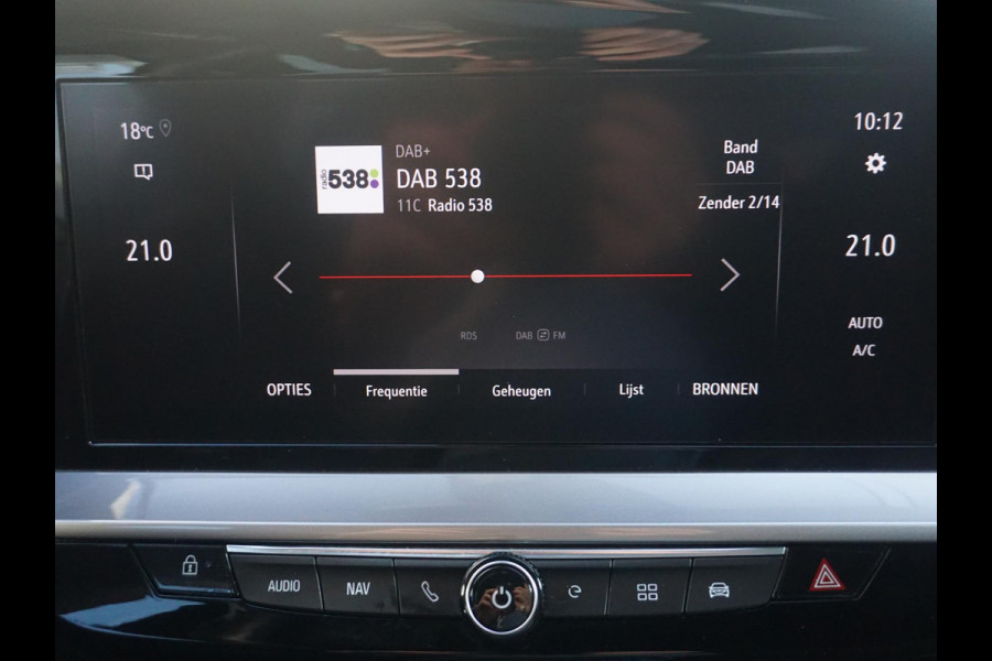 Opel Mokka-e Ultimate 50-kWh 11kw 3-fase Leder Alcantara | Soh batterij 100% Opel Mokka-e Ultimate 50-kWh 11kw 3-fase Leder Alcantara | Soh batterij 100%