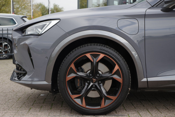 CUPRA Formentor 1.4 e-Hybrid VZ Copper Edition 245 PK, Panoramadak, Leder, Memory, 360 Camera CUPRA Formentor 1.4 e-Hybrid VZ Copper Edition 245 PK, Panoramadak, Leder, Memory, 360 Camera