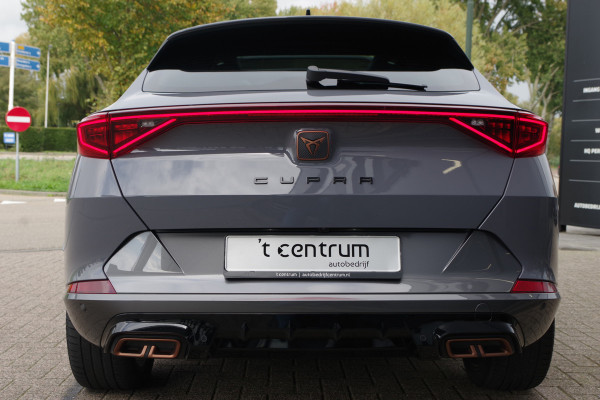 CUPRA Formentor 1.4 e-Hybrid VZ Copper Edition 245 PK, Panoramadak, Leder, Memory, 360 Camera CUPRA Formentor 1.4 e-Hybrid VZ Copper Edition 245 PK, Panoramadak, Leder, Memory, 360 Camera