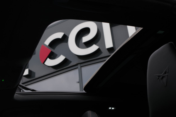 CUPRA Formentor 1.4 e-Hybrid VZ Copper Edition 245 PK, Panoramadak, Leder, Memory, 360 Camera CUPRA Formentor 1.4 e-Hybrid VZ Copper Edition 245 PK, Panoramadak, Leder, Memory, 360 Camera