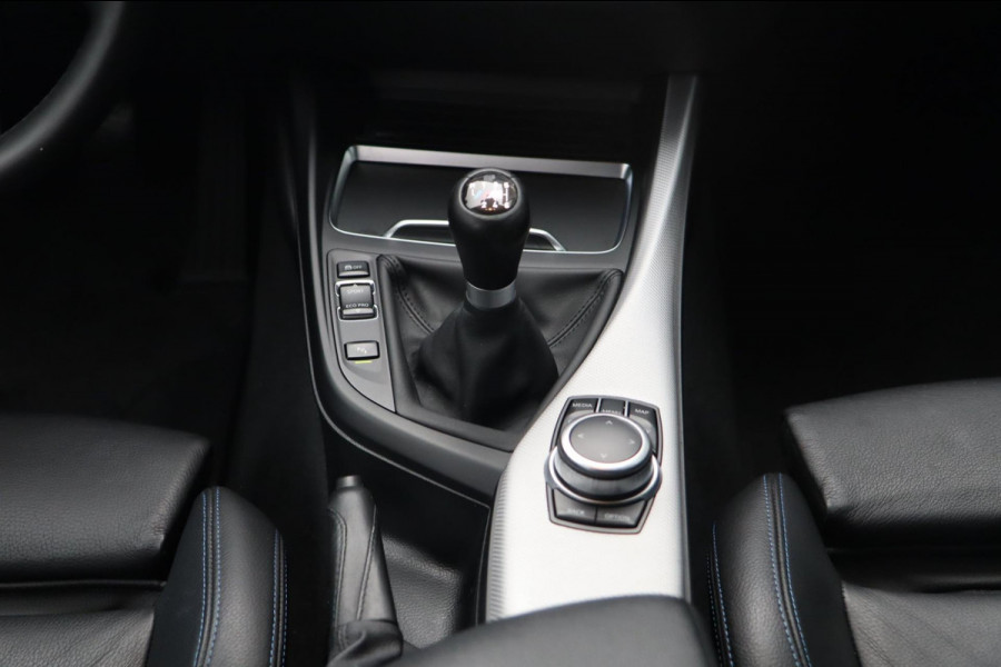 BMW 1-serie 116i Edition M Sport Shadow / LEDER / NAVI / PDC / KEURIGE AUTO BMW 1-serie 116i Edition M Sport Shadow / LEDER / NAVI / PDC / KEURIGE AUTO