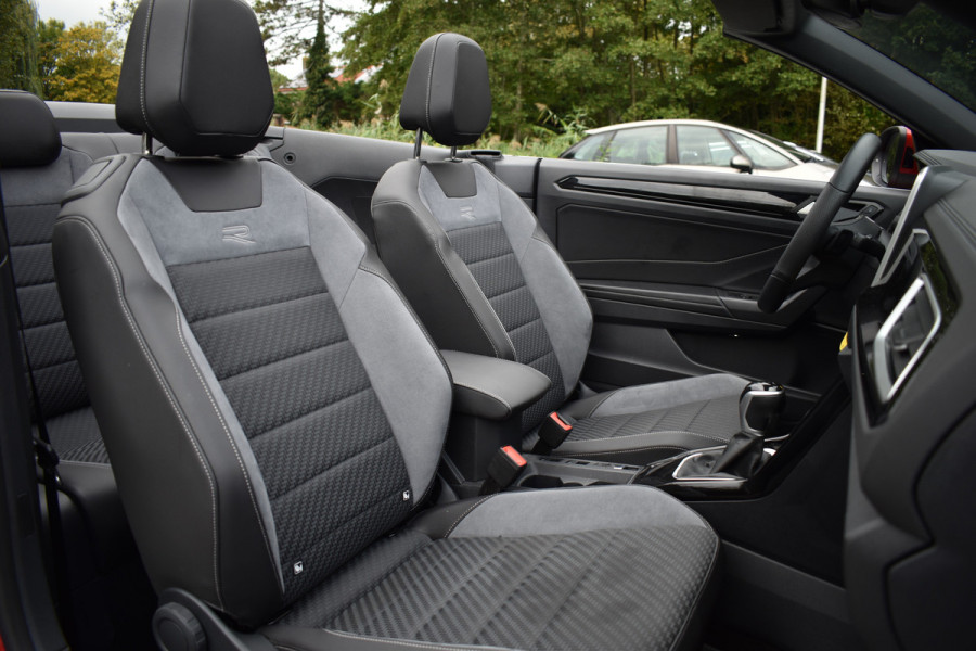 Volkswagen T-Roc Cabrio 1.5 TSI 150PK DSG R-LINE SPORT LEDER/NAVI/CARPLAY