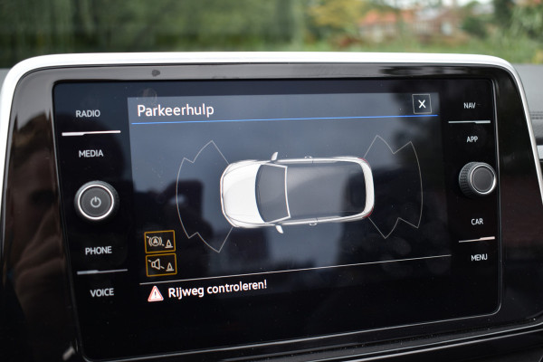 Volkswagen T-Roc Cabrio 1.5 TSI 150PK DSG R-LINE SPORT LEDER/NAVI/CARPLAY