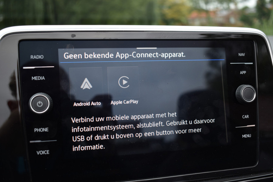 Volkswagen T-Roc Cabrio 1.5 TSI 150PK DSG R-LINE SPORT LEDER/NAVI/CARPLAY