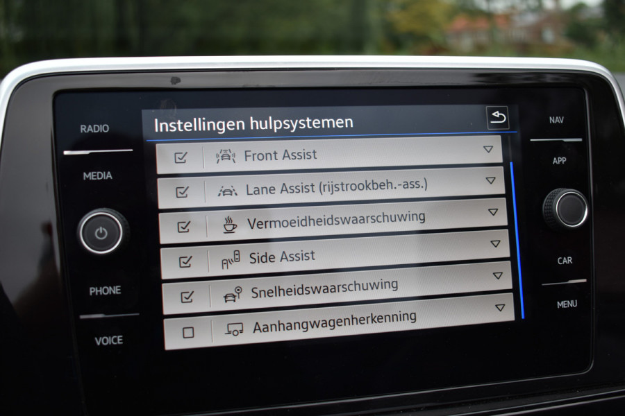 Volkswagen T-Roc Cabrio 1.5 TSI 150PK DSG R-LINE SPORT LEDER/NAVI/CARPLAY
