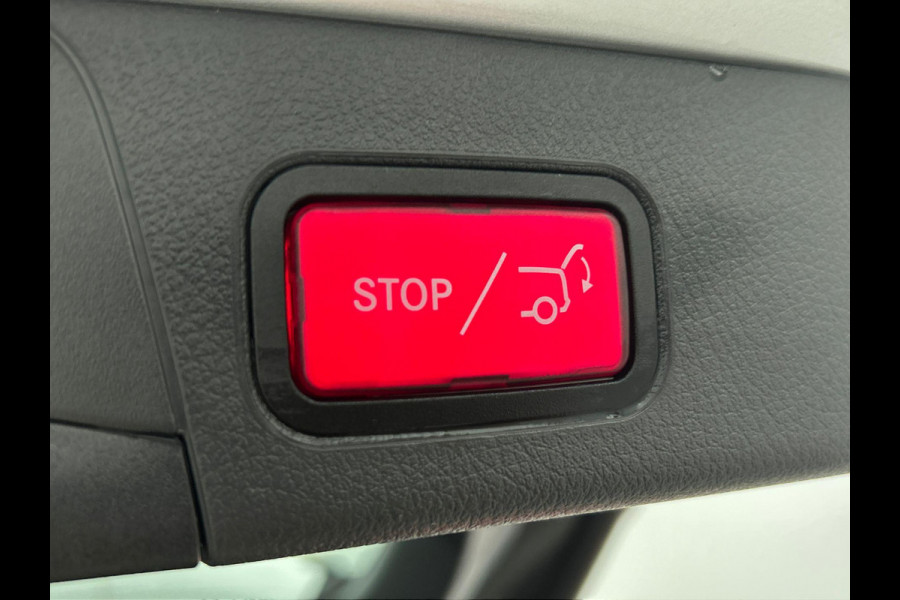 Mercedes-Benz B-Klasse 180 Business Solution Luxury Auto. Trekhaak Navigatie Camera Parkeersensoren Cruise Control Elektrische achterklep Stoelverwarming Virtual Cockpit Leder Climate Control