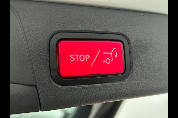 Mercedes-Benz B-Klasse 180 Business Solution Luxury Auto. Trekhaak Navigatie Camera Parkeersensoren Cruise Control Elektrische achterklep Stoelverwarming Virtual Cockpit Leder Climate Control