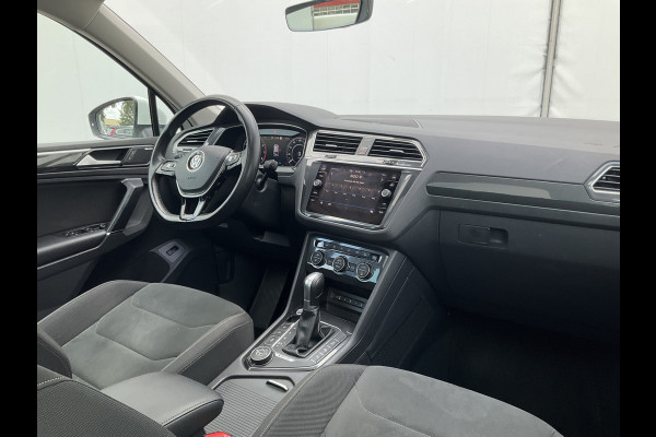 Volkswagen Tiguan 2.0 TSI 4-Motion Highline Pano Afn.Trekhaak Dynaudio HUD Adap.Cruise Voll.Onderhouden!