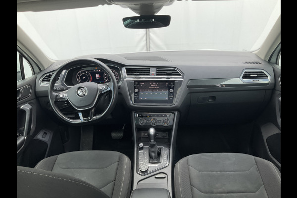 Volkswagen Tiguan 2.0 TSI 4-Motion Highline Pano Afn.Trekhaak Dynaudio HUD Adap.Cruise Voll.Onderhouden!