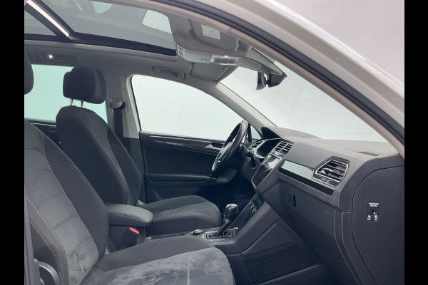 Volkswagen Tiguan 2.0 TSI 4-Motion Highline Pano Afn.Trekhaak Dynaudio HUD Adap.Cruise Voll.Onderhouden!