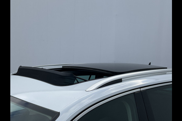 Volkswagen Tiguan 2.0 TSI 4-Motion Highline Pano Afn.Trekhaak Dynaudio HUD Adap.Cruise Voll.Onderhouden!