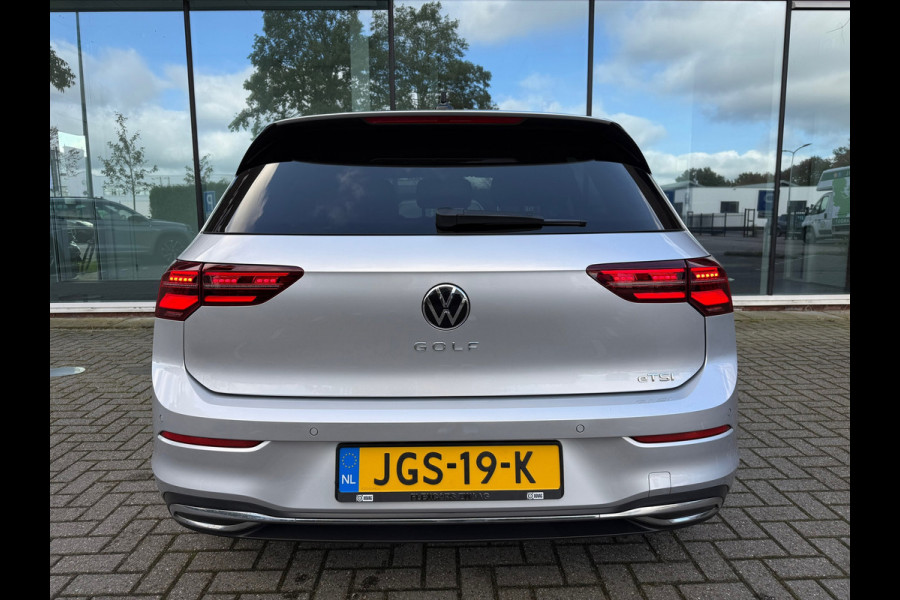 Volkswagen Golf 1.5 eTSI Style - Automaat - Virt.Cockpit - Winterpakket - Navi - Parkeerhulp