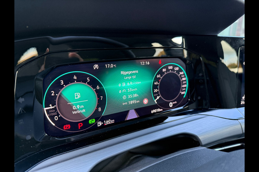 Volkswagen Golf 1.5 eTSI Style - Automaat - Virt.Cockpit - Winterpakket - Navi - Parkeerhulp