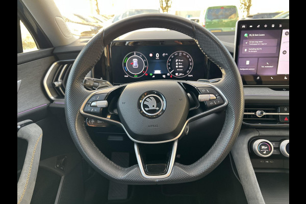 Škoda Kodiaq 1.5 TSI PHEV Tour Edition Zuid | 204pk | Stoelverwarming | 1.800kg Trekgewicht | Panoramadak | Škoda Kodiaq 1.5 TSI PHEV Tour Edition Zuid | 204pk | Stoelverwarming | 1.800kg Trekgewicht | Panoramadak |