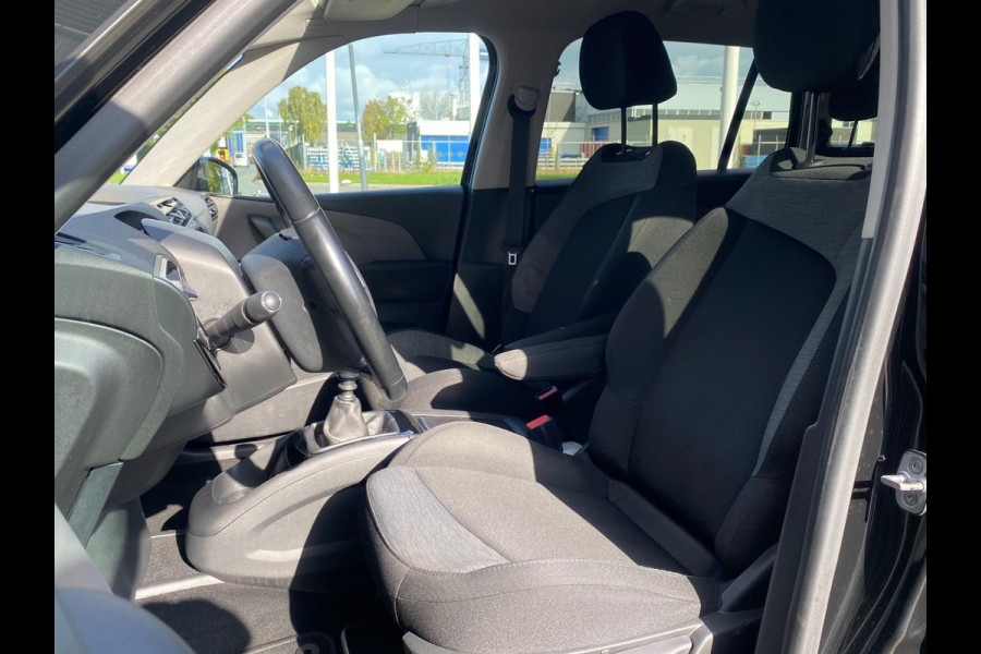 Citroën Grand C4 Spacetourer BWJ 2021 | 1.2PT 131PK Business | TREKHAAK | CAMERA | NAVI | CLIMA | CRUISE | PDC | CARPLAY | PRIVACY GLASS Citroën Grand C4 Spacetourer BWJ 2021 | 1.2PT 131PK Business | TREKHAAK | CAMERA | NAVI | CLIMA | CRUISE | PDC | CARPLAY | PRIVACY GLASS