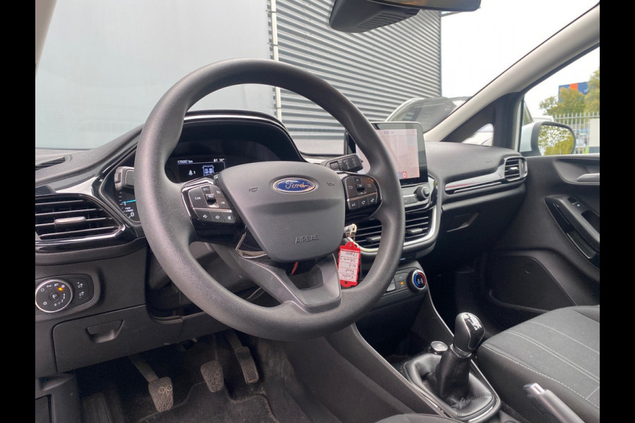 Ford Fiesta BWJ 2019 | 1.1 85PK Trend | TREKHAAK | AIRCO | PDC | NAVI | CRUISE | LICHTMETAAL