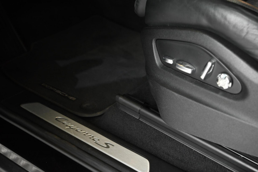 Porsche Cayenne 2.9 S - Adaptive Cruise Control - Panoramadak - Achterbank Verwarmd - Rijstrooksensor -
