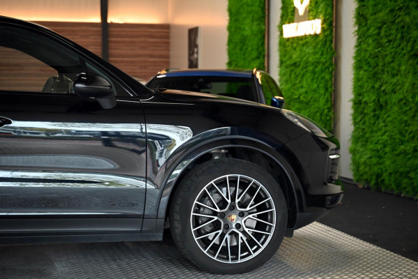 Porsche Cayenne 2.9 S - Adaptive Cruise Control - Panoramadak - Achterbank Verwarmd - Rijstrooksensor -