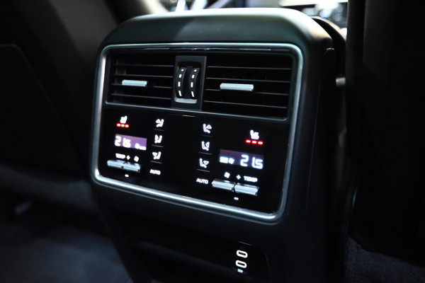 Porsche Cayenne 2.9 S - Adaptive Cruise Control - Panoramadak - Achterbank Verwarmd - Rijstrooksensor -