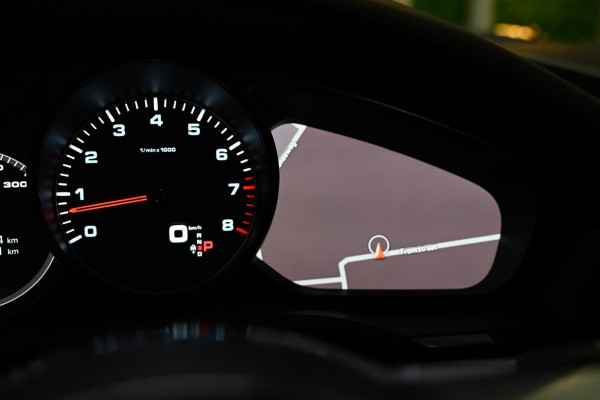 Porsche Cayenne 2.9 S - Adaptive Cruise Control - Panoramadak - Achterbank Verwarmd - Rijstrooksensor -