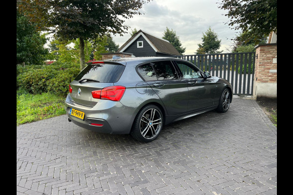 BMW 1-serie 118i Corporate Lease Executive M-Pakket | Automaat | Camera | Apple CarPlay