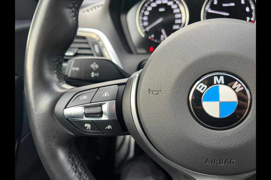 BMW 1-serie 118i Corporate Lease Executive M-Pakket | Automaat | Camera | Apple CarPlay