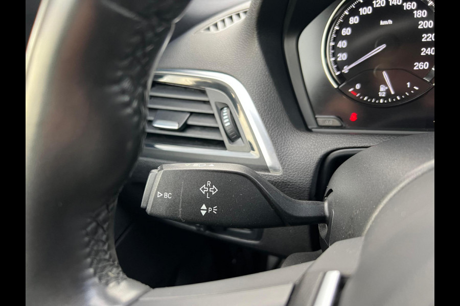 BMW 1-serie 118i Corporate Lease Executive M-Pakket | Automaat | Camera | Apple CarPlay