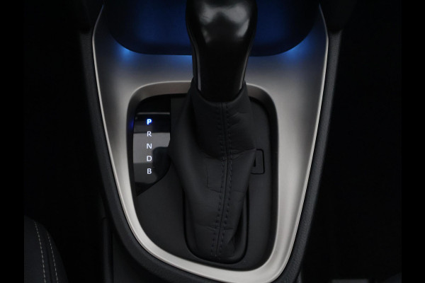 Toyota Yaris Cross 1.5 HYBRIDE EXECUTIVE BI-TONE GARANTIE TOT 9-2032 DODE HOEK DETECTIE.STOEL VERWARMING.TREKHAAK