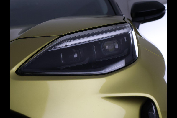 Toyota Yaris Cross 1.5 HYBRIDE EXECUTIVE BI-TONE GARANTIE TOT 9-2032 DODE HOEK DETECTIE.STOEL VERWARMING.TREKHAAK