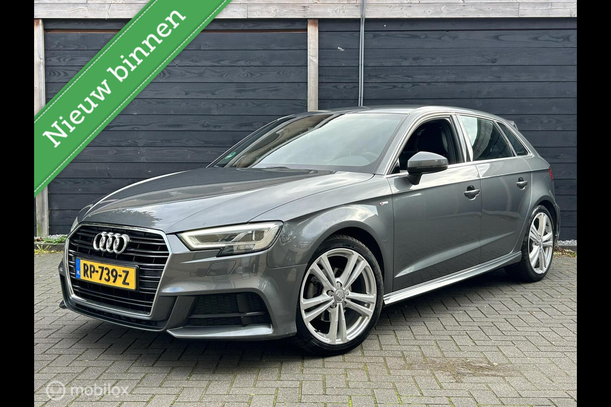 Audi A3 Sportback 1.0 TFSI 2x S Line LED / fm nav / carplay / 18" / dealeronderhouden Audi A3 Sportback 1.0 TFSI 2x S Line LED / fm nav / carplay / 18" / dealeronderhouden