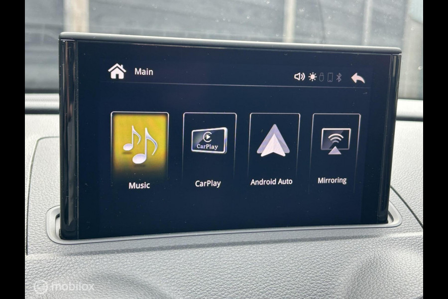 Audi A3 Sportback 1.0 TFSI 2x S Line LED / fm nav / carplay / 18" / dealeronderhouden