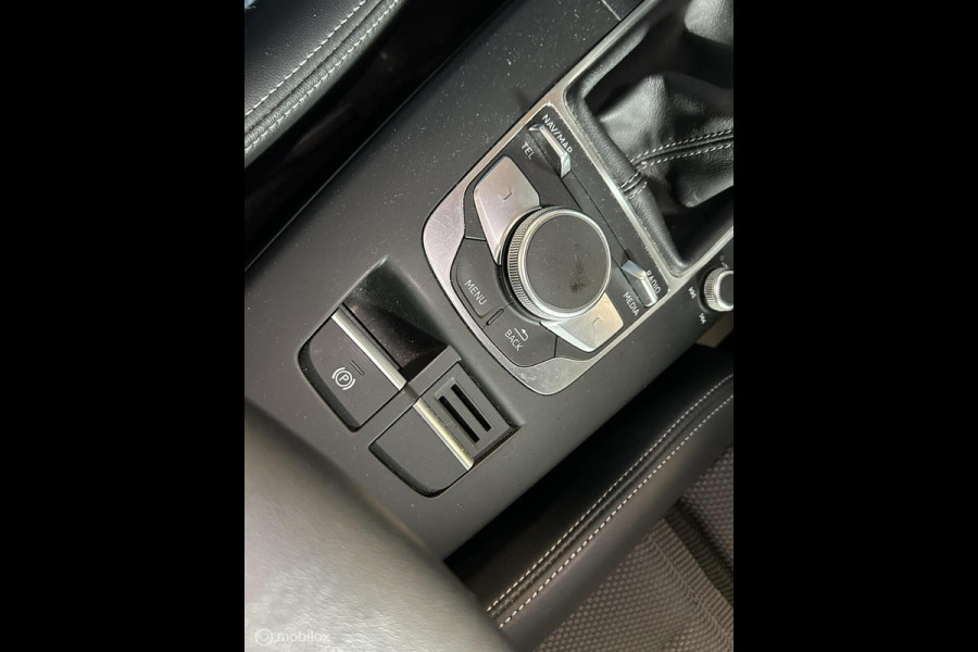 Audi A3 Sportback 1.0 TFSI 2x S Line LED / fm nav / carplay / 18" / dealeronderhouden
