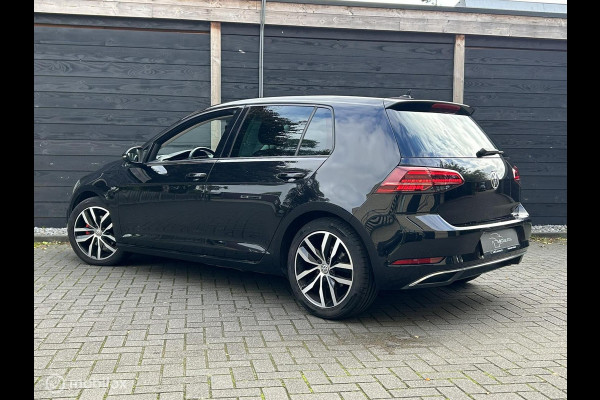 Volkswagen Golf 1.4 TSI Comfortline Bus. FM nav / Dig. dash / 17" / Camera