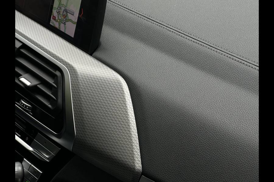 BMW X3 xDrive30i High Executive M Pakket Panoramadak Adapt. Cruise 360Cam 4x Stoelverw. Leer 19''LM