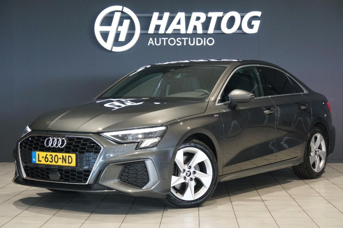 Audi A3 Limousine 30 TFSI S edition + SPORTSTOELEN / LED / SFEERVERLICHTING Audi A3 Limousine 30 TFSI S edition + SPORTSTOELEN / LED / SFEERVERLICHTING