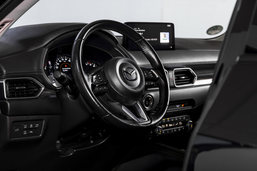 Mazda CX-5 2.0 SkyActiv-G 165 Luxury | Black Edition | Bose Audio | Adapt.Cruise | Stuur+Stoelverw+Vent | 360 Camera | HUD | NAV+App.Connect | ECC | LM 19"| Afn. Trekhaak |