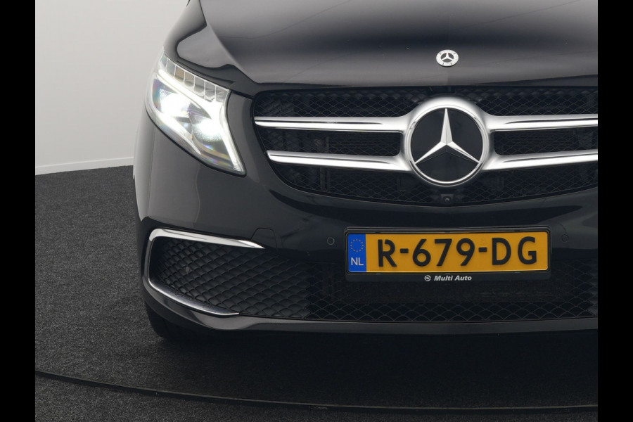 Mercedes-Benz V-Klasse 250d Lang Avantgarde Edition 7-Persoons | Panodak | Lederen Stoelen Ventilatie & Verwarmd | Burmester Audio | Multi Beam LED | Adaptive Cruise | 360 Camera | Schuifdeuren Elektrisch | Apple Carplay | Sfeerverlichting | Blis | Navig