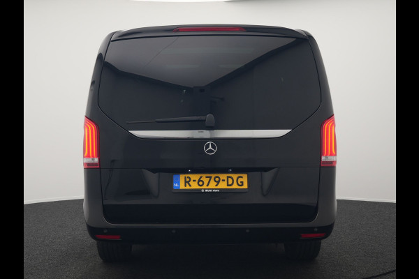 Mercedes-Benz V-Klasse 250d Lang Avantgarde Edition 7-Persoons | Panodak | Lederen Stoelen Ventilatie & Verwarmd | Burmester Audio | Multi Beam LED | Adaptive Cruise | 360 Camera | Schuifdeuren Elektrisch | Apple Carplay | Sfeerverlichting | Blis | Navig