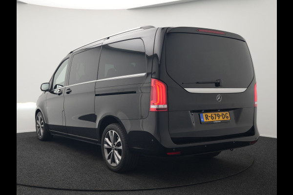 Mercedes-Benz V-Klasse 250d Lang Avantgarde Edition 7-Persoons | Panodak | Lederen Stoelen Ventilatie & Verwarmd | Burmester Audio | Multi Beam LED | Adaptive Cruise | 360 Camera | Schuifdeuren Elektrisch | Apple Carplay | Sfeerverlichting | Blis | Navig