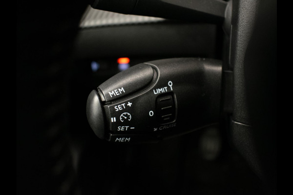 Peugeot 208 1.2 PureTech Active Sport (APPLE CARPLAY,NAVI,CRUISE,LED,LANE ASSIST,DAB,SPORTSTOELEN,NIEUWE APK,NETTE STAAT) Peugeot 208 1.2 PureTech Active Sport (APPLE CARPLAY,NAVI,CRUISE,LED,LANE ASSIST,DAB,SPORTSTOELEN,NIEUWE APK,NETTE STAAT)