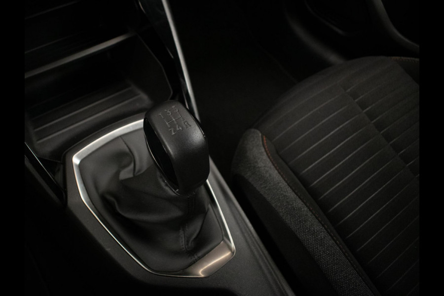 Peugeot 208 1.2 PureTech Active Sport (APPLE CARPLAY,NAVI,CRUISE,LED,LANE ASSIST,DAB,SPORTSTOELEN,NIEUWE APK,NETTE STAAT) Peugeot 208 1.2 PureTech Active Sport (APPLE CARPLAY,NAVI,CRUISE,LED,LANE ASSIST,DAB,SPORTSTOELEN,NIEUWE APK,NETTE STAAT)