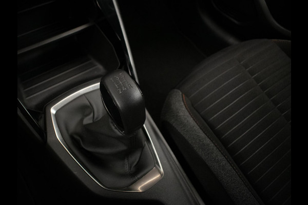 Peugeot 208 1.2 PureTech Active Sport (APPLE CARPLAY,NAVI,CRUISE,LED,LANE ASSIST,DAB,SPORTSTOELEN,NIEUWE APK,NETTE STAAT) Peugeot 208 1.2 PureTech Active Sport (APPLE CARPLAY,NAVI,CRUISE,LED,LANE ASSIST,DAB,SPORTSTOELEN,NIEUWE APK,NETTE STAAT)