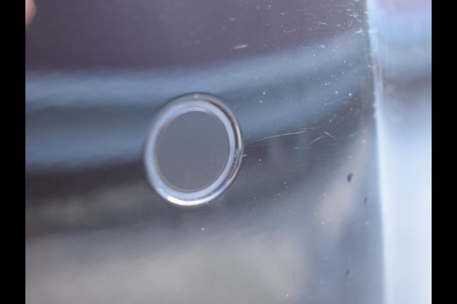 Peugeot 208 1.2 Hybrid 110 e-DCS6 GT ACHTERUITRIJCAMERA MET SENSOREN | NAVI & CARPLAY | E.C.C. |