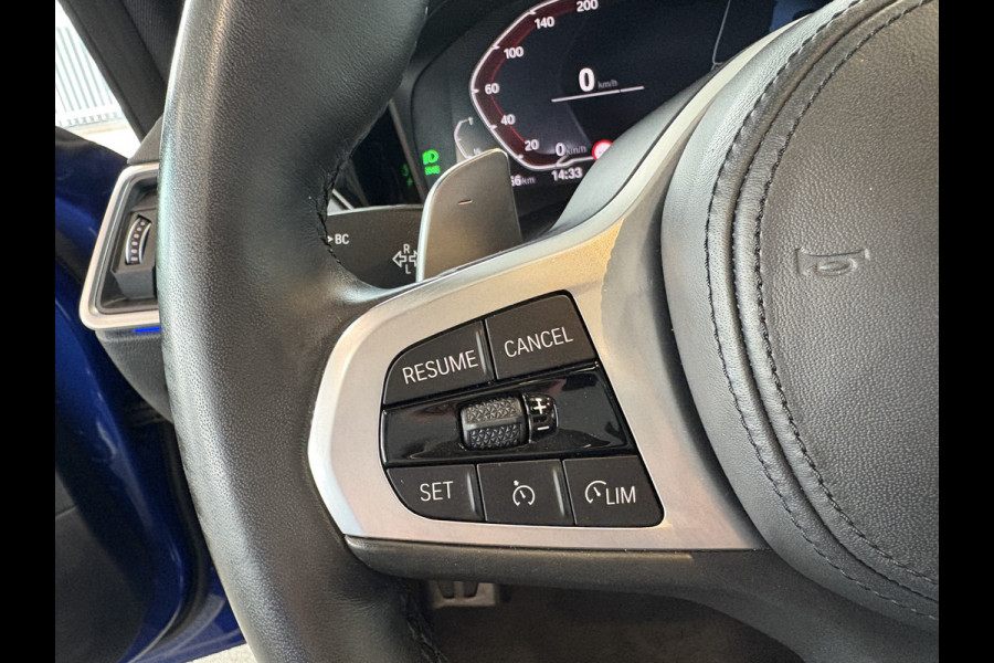 BMW 3-serie 330i M-Sport 260pk Automaat High Exec.Edition SCHUIFDAK/HARMANKARDON/LEDER/360CAMERA/HUD/19INCH