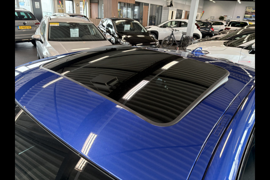 BMW 3-serie 330i M-Sport 260pk Automaat High Exec.Edition SCHUIFDAK/HARMANKARDON/LEDER/360CAMERA/HUD/19INCH