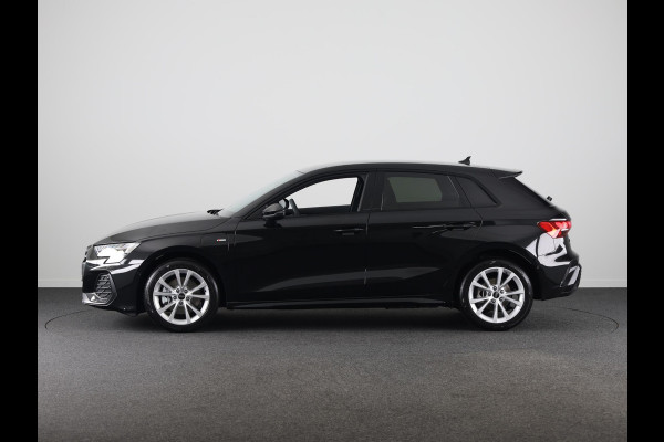 Audi A3 Sportback 40 TFSI e S edition assistentiepakket driving + parking Plus, optiekpakket zwart plus, privacy glass