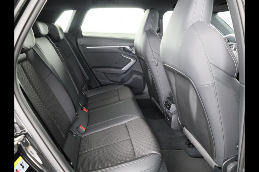 Audi A3 Sportback 40 TFSI e S edition assistentiepakket driving + parking Plus, optiekpakket zwart plus, privacy glass