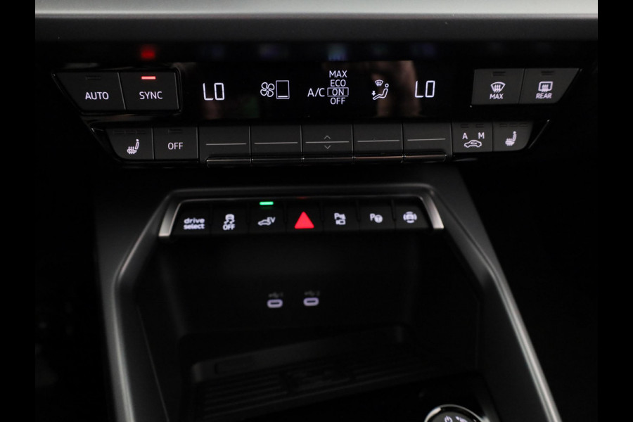 Audi A3 Sportback 40 TFSI e S edition assistentiepakket driving + parking Plus, optiekpakket zwart plus, privacy glass