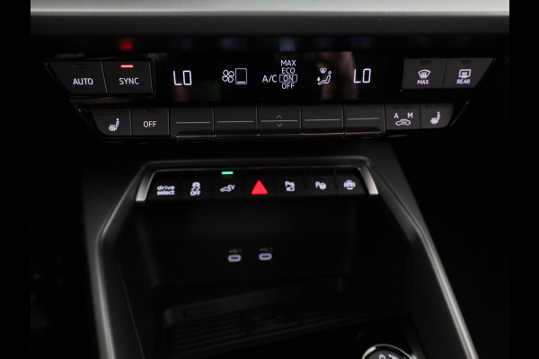 Audi A3 Sportback 40 TFSI e S edition assistentiepakket driving + parking Plus, optiekpakket zwart plus, privacy glass